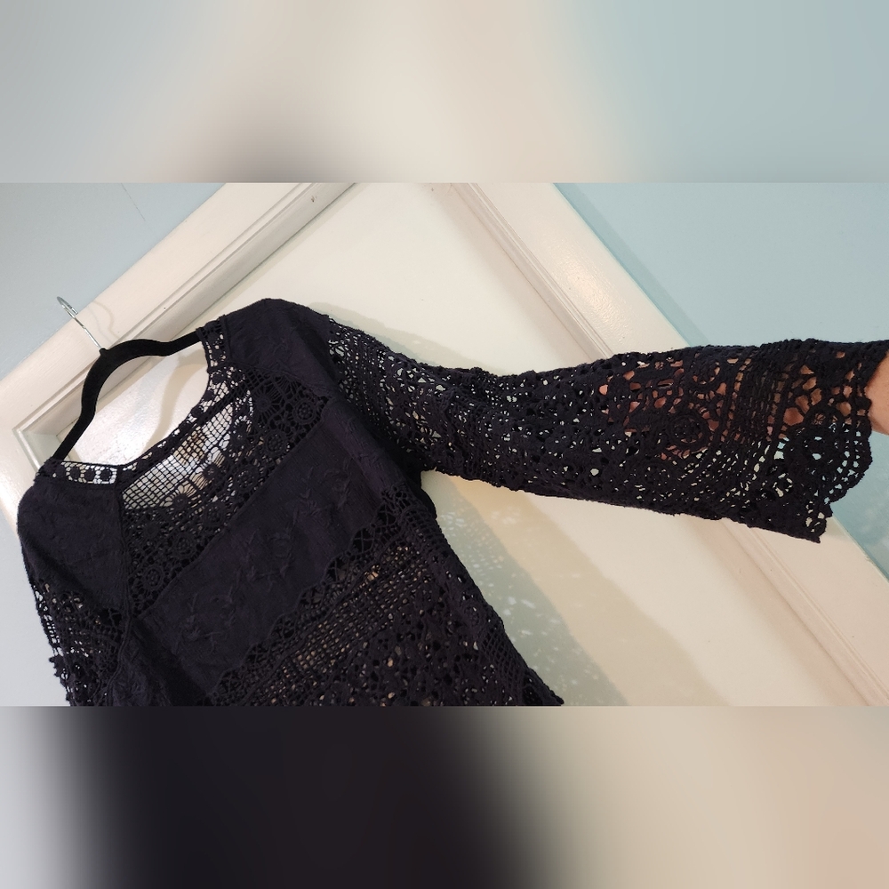 Women's Deletta Anthropologie Crochet Navy Blue Shirt, Size L - Picture 9 of 12